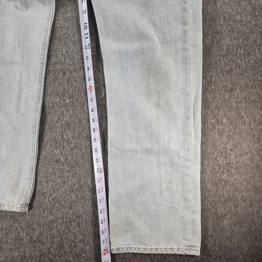 Vintage Levi's 501xx Button Fly Jeans Men 33x32 Light Wash Denim Straight Leg